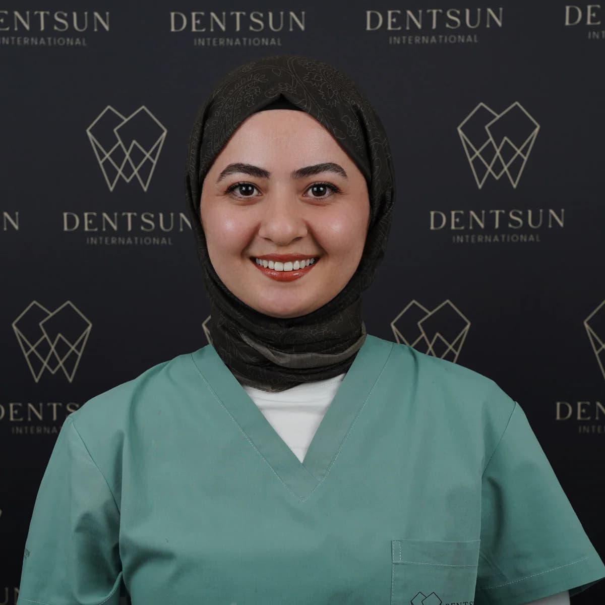 Songül Demir — Dental Assistant